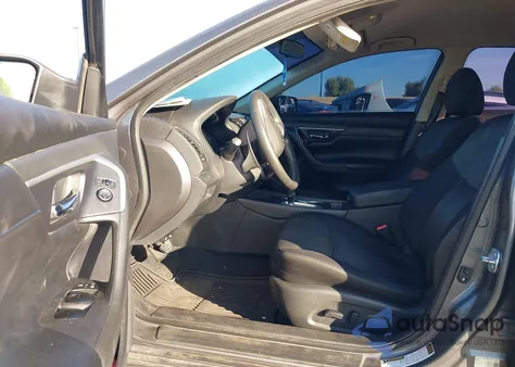 2017 Nissan Altima 2.5 Sr из США, поврежденный, VIN 1N4AL3AP1HN318562